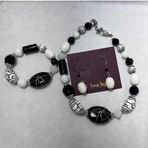 Premier Designs Black White Chunky Beaded Necklace Bracelet Earrings Jewelry Set